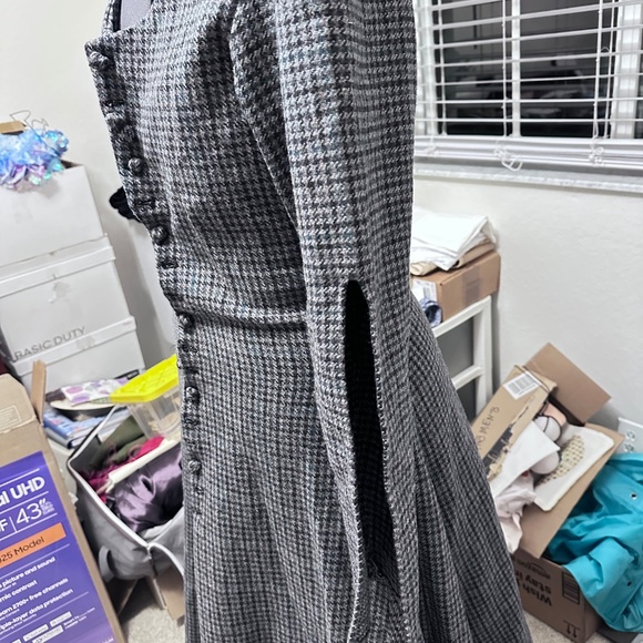 14th Century Wool Gown SCA/Medieval/Renaissance - Picture 5 of 6